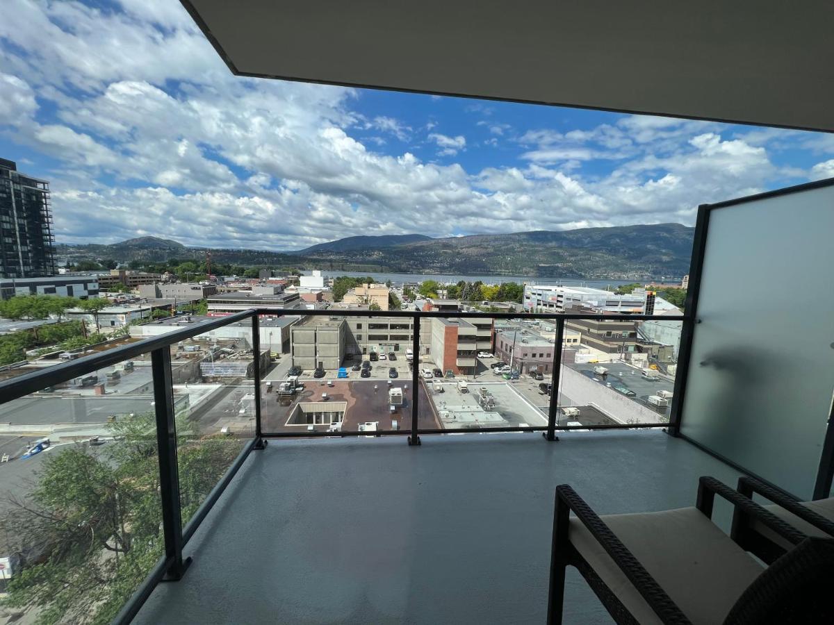 Amazing Brand New Lakeview Condo Downtown Kelowna Luaran gambar