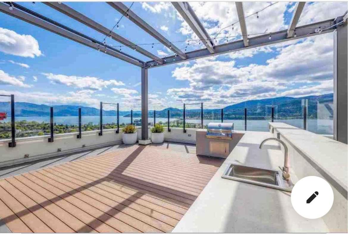 Amazing Brand New Lakeview Condo Downtown Kelowna Luaran gambar